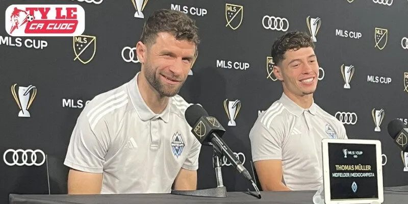 Muller khép lại mùa giải không hề thất bại