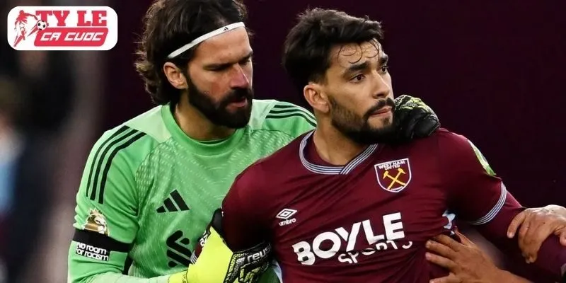 Phản ứng trên mạng xã hội đẩy Paquetá vào vòng xoáy tranh cãi