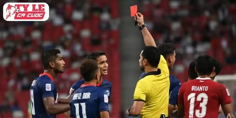 Kèo thẻ phạt với ví dụ minh họa dễ hiểu
